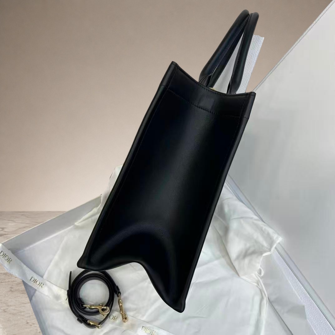 Book Tote 미디엄 백 상세 설명 4
