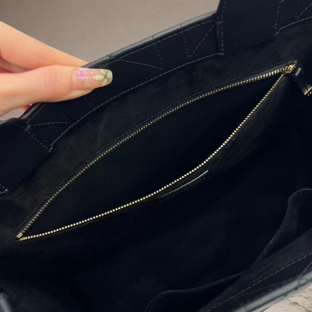 Book Tote 미디엄 백 상세 설명 7